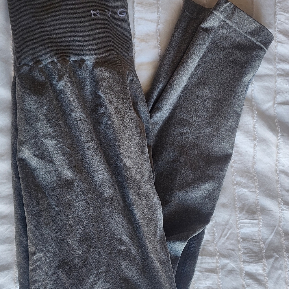 NVGTN Khaki Green NV Seamless Leggings Size XS